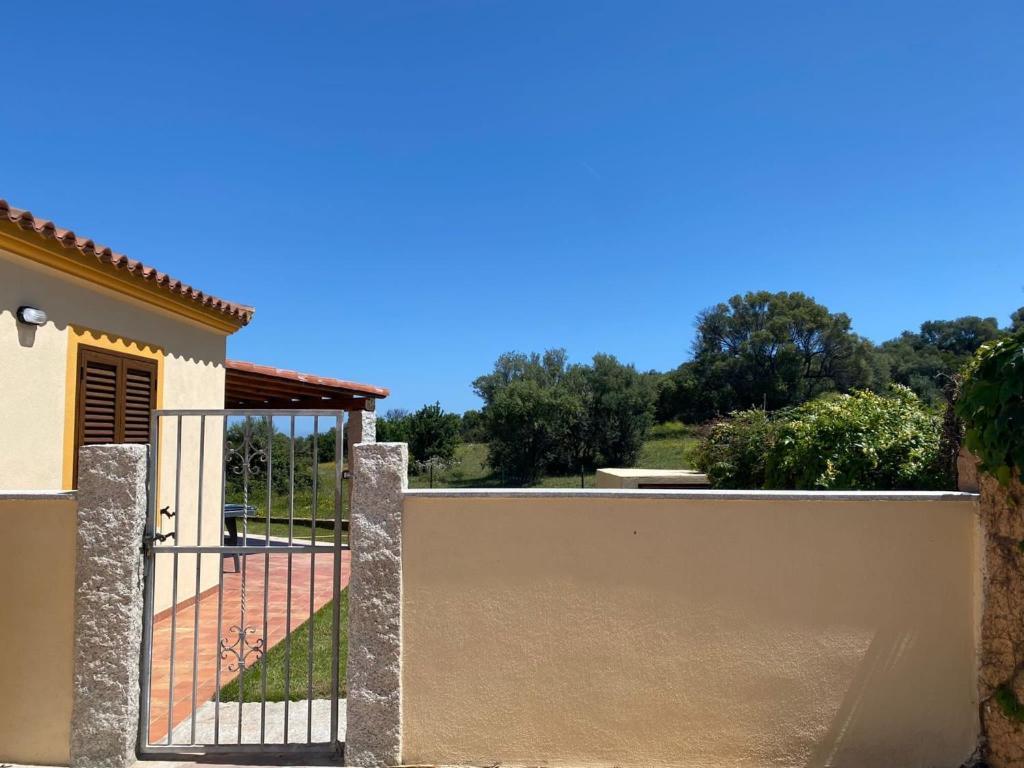 Villa Villino La Funtana à San Teodoro  Extérieur photo